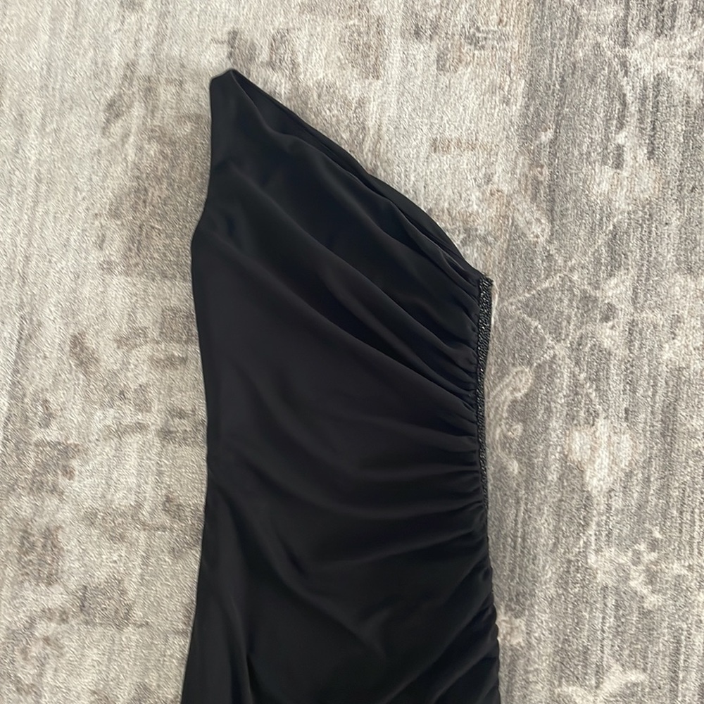 Laundry black one shoulder gown